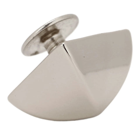Close-up of a 12mm Pyramid Studs Four Jaw Rivet, zinc alloy with electroplated finish, for clothing, bags, leather, and shoes craft.