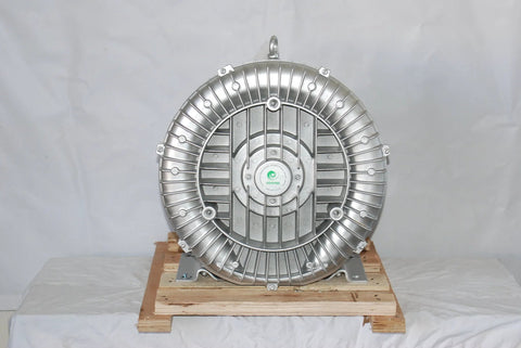 Efficient 2.8 HP regenerative blower delivers 221 CFM airflow with 64 inH2O vacuum and 60 inH2O pressure.