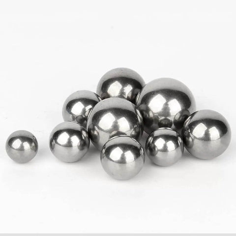 304 Stainless Steel Balls, 20mm Solid Small Steel Balls for Ball Bearings Steel Beads Slingshot(20mm) in a pile