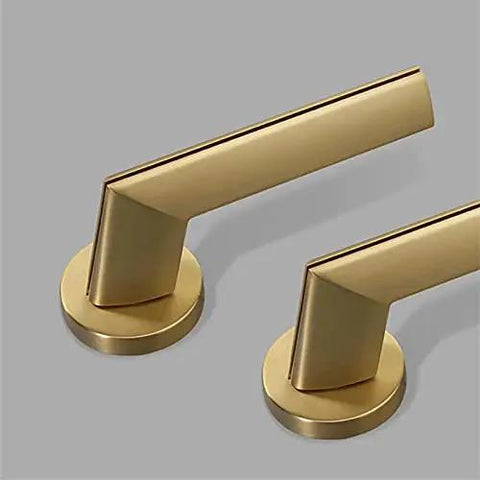 Heavy Duty Zinc Alloy Interior Door Handle Featuring A Slick Gold Plated Finish Built Tough For Bedroom Or Bathroom Doors Up To Fifty Millimeters Thick Definitely A Dang Solid Upgrade To Look Sharp.