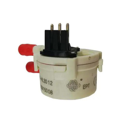 FM HL3012 Hall Effect Flow Sensor For Precise Liquid Flow 100 To 700 Ml Micro Flow Range Pack Of 2 Sweet For Labs And DIY Projects With 1 Year Warranty, side view