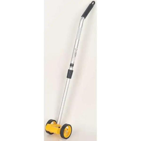 Built Tough Dual Wheel Measuring Tracker For Landscaping And Driveway Markers With Precise Foot Reset Telescoping Grip And Big Dial Face For No Sweat Outdoors Layouts Any Time Of Year
