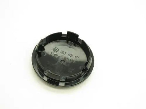 Center Cap For Volkswagen Wheels 3B7-601-171-XRW OEM Replacement Hub Cap, direct fit authentic VW style replacement part close-up