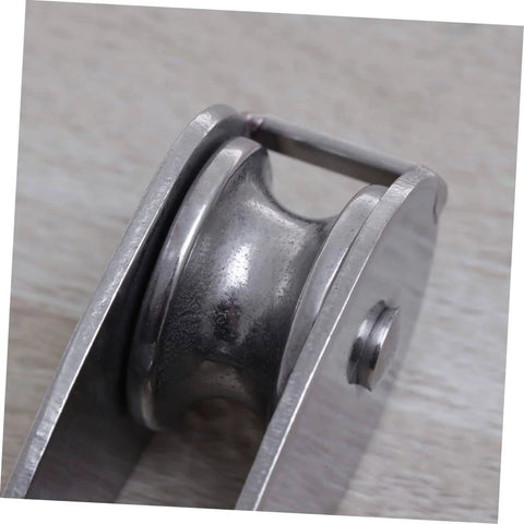 Close-up of 32mm Stainless Steel Single-Sheaved Pulley Roller Swivel Function Heavy Duty Wire Rope Pulley for Lifting Systems