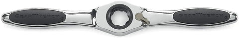 Silver reversible handle from Super Handy 42 Piece Metric Ratcheting Tap And Die Set Makes Threading A Breeze With Reversible Handles