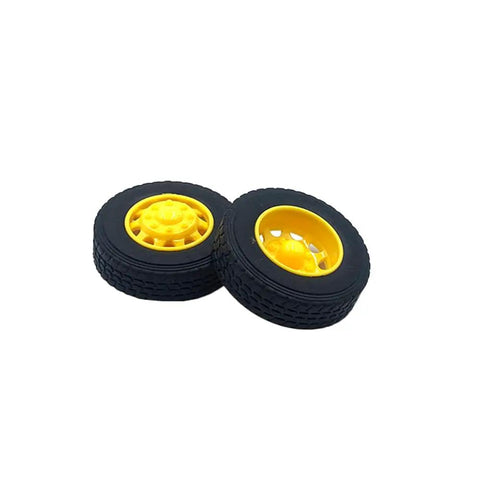 4 Pack RC Car Wheels With Rubber Tires And Round Rod Shafts Axles For RC Truck And Robot DIY Model Replacement Parts, close view