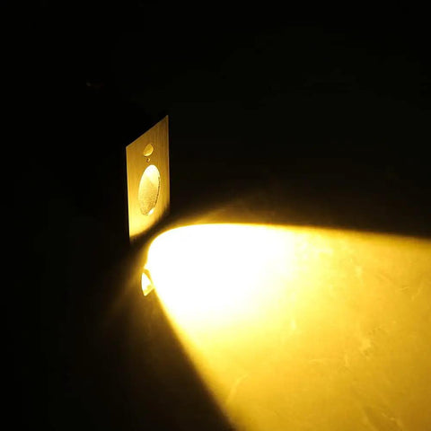 Indoor Stair Lights With Dope Motion Sensor 3W 3000K Aluminum Waterproof Vertical LED Step Lights illuminating wall