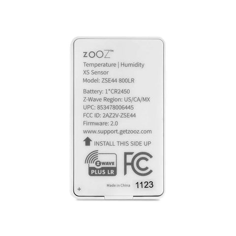Zooz Temperature Humidity XS Sensor ZSE44 800LR, front view with model and battery details