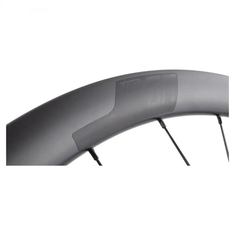 Close-up of 40mm Carbon Clincher Wheelset For Disc Brake Road Bikes Centerlock Rotor Mount 700c Black, highlighting rim details.