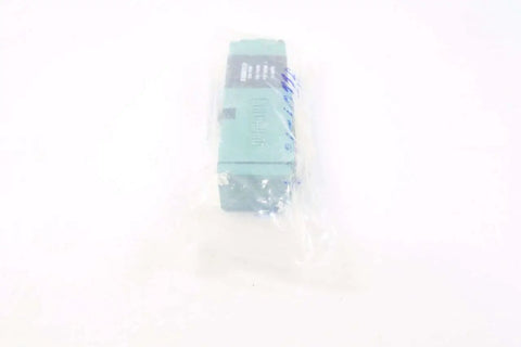 New Heavy Duty Pneumatic Solenoid Valve With 120 V AC Coil And 150 PSI Max Pressure Rating Smooth Operator Built Slick For Factory Lines Works Like A Charm In Fluid Power Systems 081SA400K000030