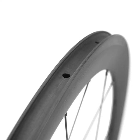 Pro Grade Carbon Fiber Road Bike Wheels 50mm Clincher Wheelset 700C Racing Aero Beasts With Shimano Hub Body Lightweight Toray T700C Construction EN Quality Tested 1565g Pair, close-up of rim