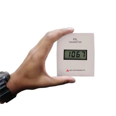 CO Gas Detector Transmitter For HVAC And Marine Use With Display 0 To 250 PPM Range High Accuracy Safety Monitor held by a hand