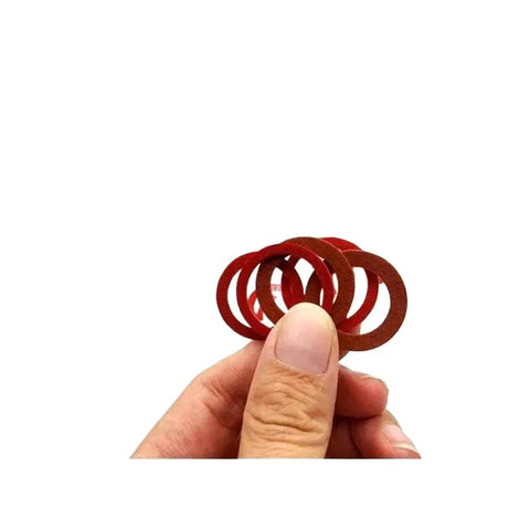 O Type Flat Washer Repair Kit With 600 Pieces Seal Gaskets For Industrial Tools Inner Diameters 5.5mm To 24mm Outer Diameters 10mm To 32mm Thickness 0.8mm Tough Seal Washers For Quick Tool Repairs, red flat seal washers held by hand