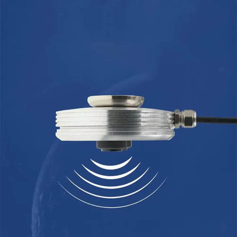 Side view of Stainless Steel Magnetic Ultrasonic Liquid Level Sensor Controller With Integrated Transmitter, 0-10V Output, IP65 waterproof.