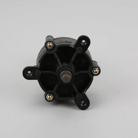 Front view of Hand Crank DC Generator Portable Emergency Power Supply 12V 24V Output With Planetary Gear Dynamos