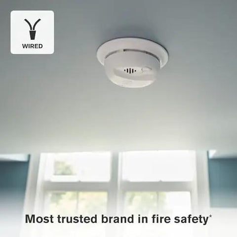 No Fuss Interconnected Smoke Alarm With Hardwired Power And 10 Year Battery Backup 3 Pack SMI105-AC mounted on ceiling