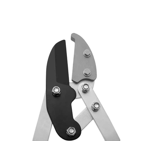 Heavy Duty Compound Action Anvil Lopper With Aluminum Handle 28 Inch Reach blade detail, featuring hardened steel edge and screws.