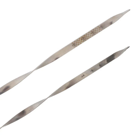Engine Oil Dipstick Replacement For 2008-2014 GM Rides Including Chevy Express Silverado 12622055 close-up showing length and markings