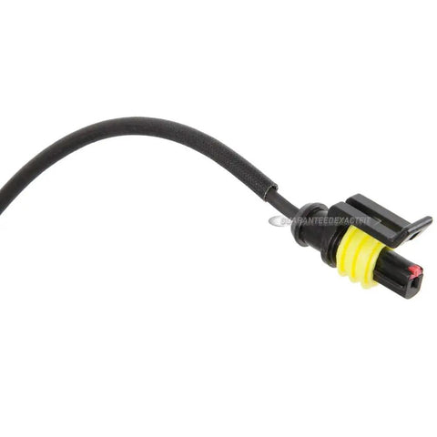 Connector for Top Shelf AC Compressor And AC Clutch Kit For Smart ForTwo Models 2008 To 2015, featuring yellow and black wiring for installation.