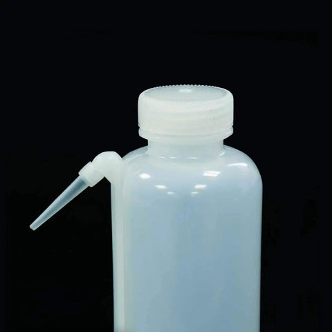 Six Pack Wide Mouth LDPE Wash Bottles With PP Draw Tube 500ml 17oz Each Lab Grade Dispensing Bottles One Piece Molded Construction Perfect For Chemistry Labs Reusable And Leak Free, single bottle side view