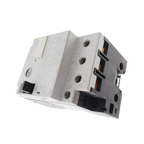 Adjustable Motor Protection Circuit Breaker 22 To 32 Amps Heavy Duty Industrial Safety Disconnect Switch angled view.