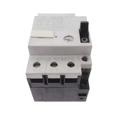 Adjustable Motor Protection Circuit Breaker 22 To 32 Amps Heavy Duty Industrial safety disconnect switch, top view.