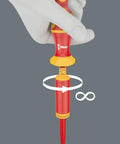 Series 7400 VDE Kraftform Adjustable Torque Handle 1.7-3.5 Nm With Audible And Perceivable Overload Signal in use