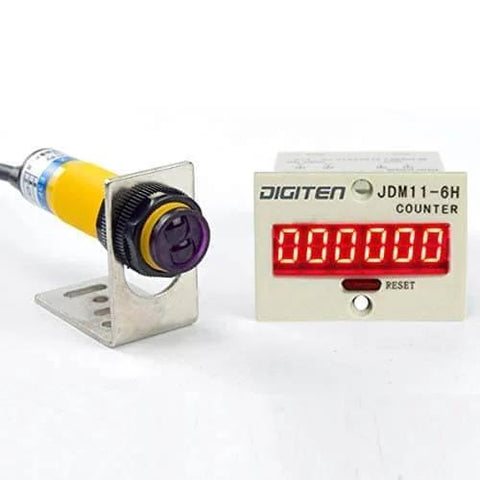 Six Digit Digital LED Traffic Counter With Photoelectric Sensor And Reflector For Conveyor Belts, plug and play setup, front view