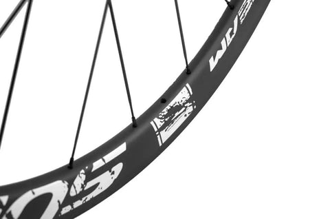 Ultralight 50mm Carbon Wheelset 700C Clincher UD Matte U Shape Crack White Finish for a Fast Smooth Ride With TopNotch Impact Absorption