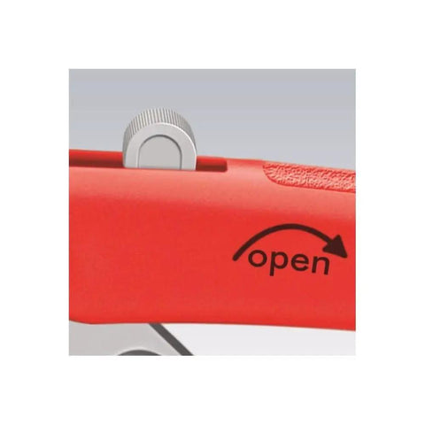Close-up of open lever on auto adjusting water pump pliers with self adjusting jaw for quick one handed use and fine adjustment.
