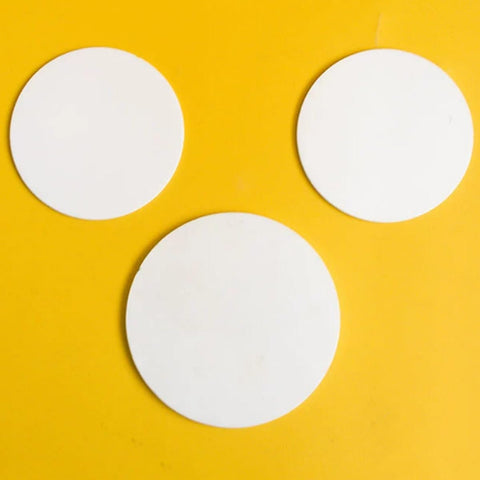 High-Performance Boron Nitride Ceramic Disc for Top-Notch Scientific Research - Killer Thermal Conductivity and Electrical Insulation Up to 2000 Degrees Celsius - Perfect for High-Temp Experiments and Lab Applications - 1 Premium Piece, 20mm Diameter by