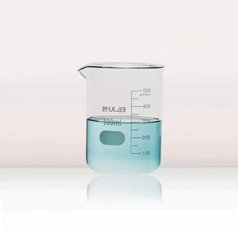 500ml Beaker Set For Lab Work, 3.3 Borosilicate Glass, Griffin Low Form With Printed Graduation, liquid inside