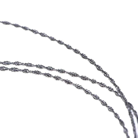 Close-up of 72Cm 28In Wire Saw Rope Chain Saw For Emergency Survival Gear Camp Outdoor Hunting Hand Tool Fretsaw Kit with durable blade