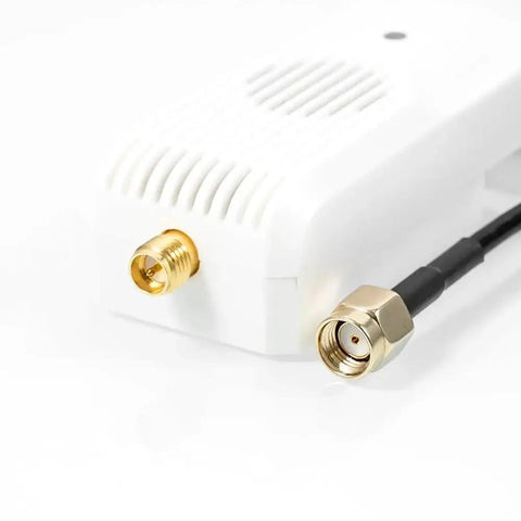 ExpressLRS Nano RC TX V2 Module With 2.4GHz 915MHz 1000mW High Power Output T-LED Antenna connectors close-up view