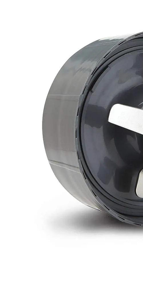 Close-up of Go To Pro And Sport Blender Blade Replacement for 900 Series, showing durable stainless steel emulsifier cross blade.