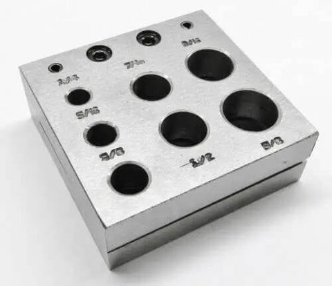 Disc Cutter Set Seven Sizes From Quarter To Five Eighths Inch Cut Circular Metal Discs For Jewelry Shapes Silver Finish 14 Gauge