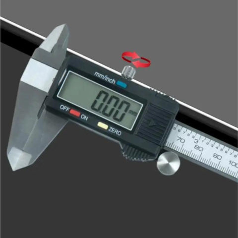 YMGSCC Caliper for Jewelry Metal Measurement showing digital display and measuring jaws, designed for precise jewelry size readings.