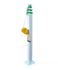 Heavy Duty Manual Telescopic Lift Pole With Smooth Glide Hand Crank Winch For Studio Camera And Lighting Rig side view with yellow crank.