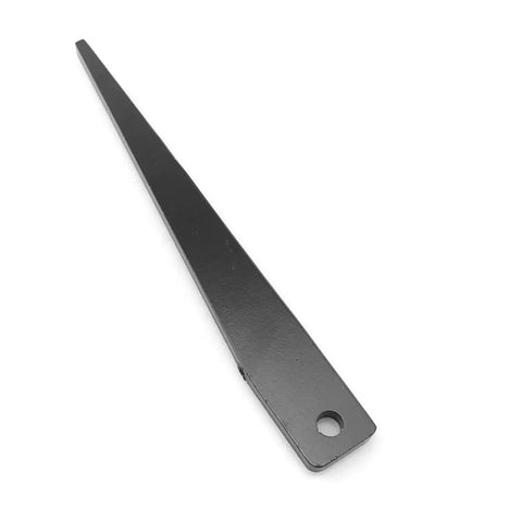 MT3 Taper Shank Drill Bits With Center Key Chuck Sleeve Adapter, heavy duty drift key wedge removal tool in black metal, angled view