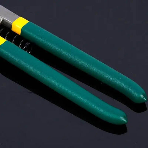 Close-up of handles on Metal Shears Attachment For Effortless Cutting Of Various Metals With High Precision And Efficiency, Pro Grade 55 Grade Steel Blades