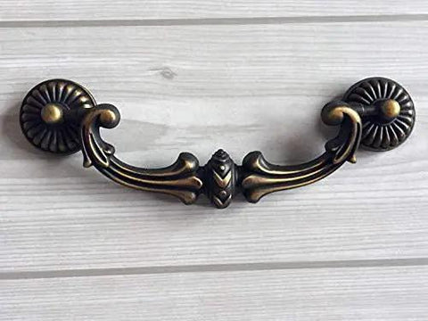Top Shelf Vintage Style Bail Drawer Pull In Antique Brass With Gold Accent For Kitchen Cabinets And Dressers Built Like A Tank Rock Solid Zinc Alloy Weekend Home Upgrade Ready To Install, ornate design.