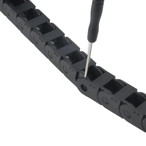 1 Meter Closed Drag Chain Cable Carrier 10x10mm For 3D Printer And CNC Machines, Pro Grade Durable Plastic Wire Chain With Low Friction, R18 Internal Size, Includes Screwdriver Tool, Perfect For Clean No Fuss Cable Runs. Black plastic drag chain with screwdriver