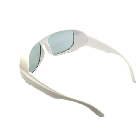 Heavy Hitter Laser Safety Glasses For Erbium 2700 To 3000Nm With Od 6 Plus Optics and clear high viz lenses, side view.
