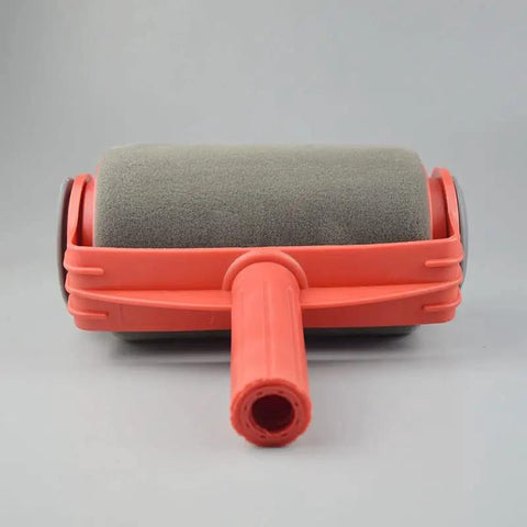 Straight Up Real Deal DIY Paint Roller Brush Kit With Anti Drip Flocked Edge Painter close-up of gray roller pad and handle.