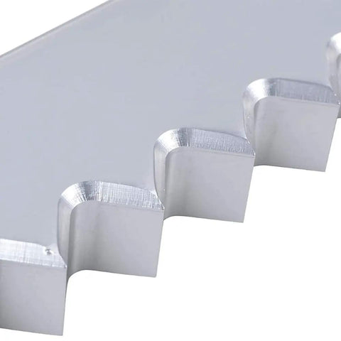 Close-up of CNC machined edges of Off Road Aluminum Hawse Fairlead 254mm For Synthetic Winch Rope Red Heavy Duty Trailer Hitch Accessory