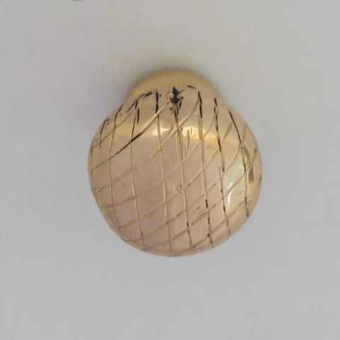 Gold Plated Shell Cabinet Knob Vintage Geometric Drawer Pull For Dresser Kitchen Furniture with textured surface and shiny finish.