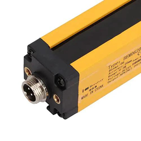 Close-up of a Far Infrared Safety Light Curtain With 20mm Beam Spacing, Aluminum Body, Light Screen Sensor, Grating Protection For Punching Machines, NPN NC Output.