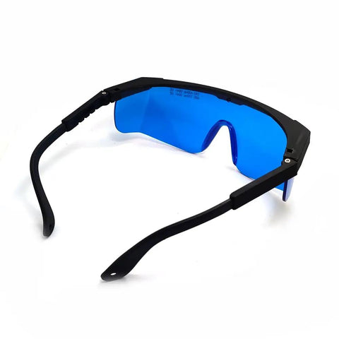 Heavy Duty Laser Safety Goggles For He Ne 632nm Red Beams Offering Hella Eye Shielding And Rock Solid Blue Tinted Lens With OD Plus 4 Dark Density Rating For Professional Lab Work in black with blue lens.