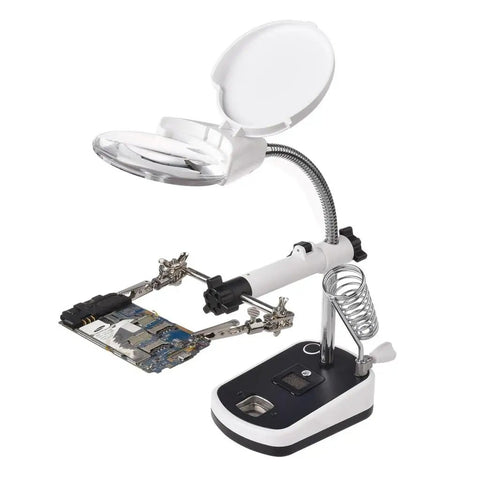 Heavy Duty Clamping Magnifying Glass Lamp With Adjustable Height And Angle For Precision Welding Repairs Desktop Workbench Maintenance Jobs, with a clear lens and circuit board.