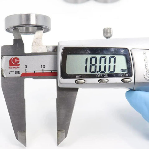 Caliper measuring 18x28x7 Millimeter Double Sealed Ball Bearing 2RS For Bicycle Hub Front And Rear Wheels ISO 492 Standard Fit